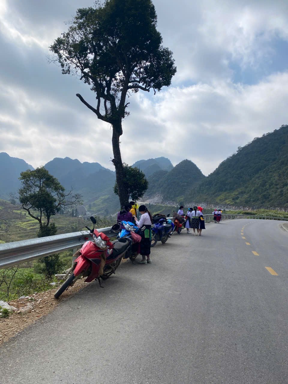 Voyage à Vélo Cao Bang : L'Aventure Ultime au Cœur du Géoparc UNESCO du Vietnam